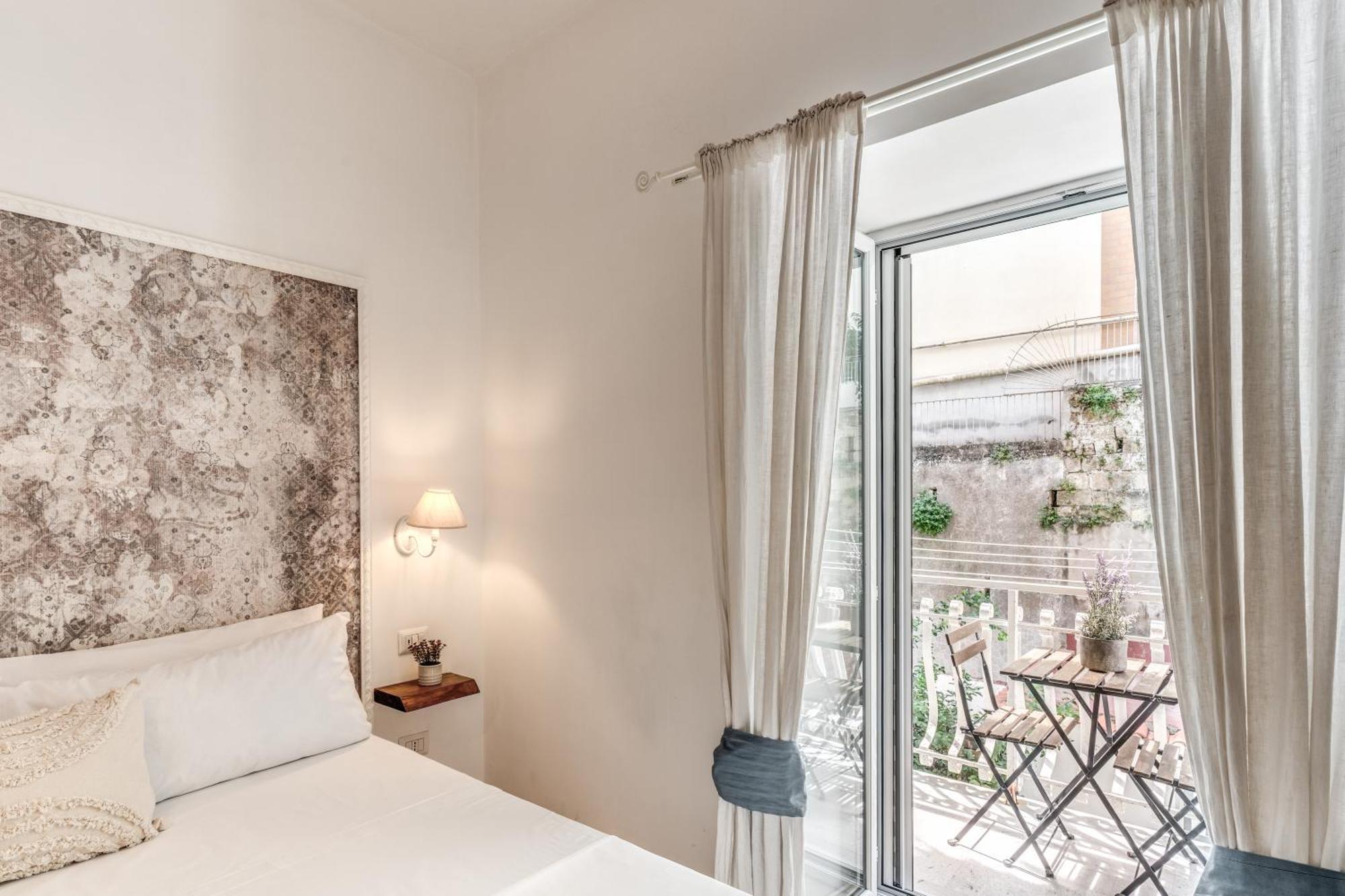 Annamaria Rooms Naples Exterior photo